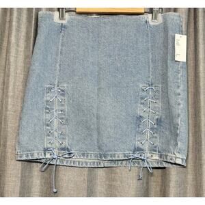 Urban Outfitters BDG Rebecca Lace Up Blue Light Denim Mini Skirt Size Small